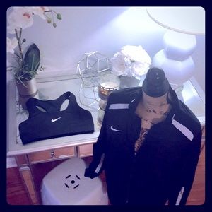 🛑Nike Jacket  with a Free Sports Bra